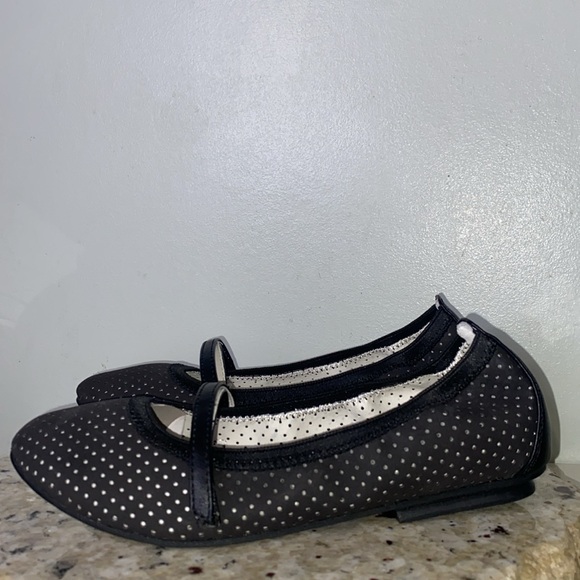 Rialto ‘Alicia’ Women’s Ballet Flats Black Adjustable Velcro Straps Size 7.5 - Picture 6 of 12